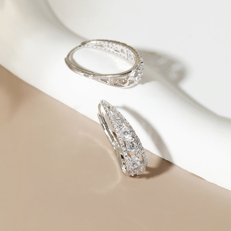 High-grade Female Graceful Earrings